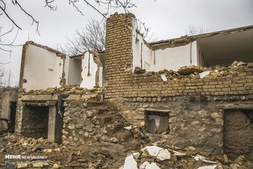 رانش زمین و ریزش بخشی از کوه در روستای گلی از توابع بجنورد
