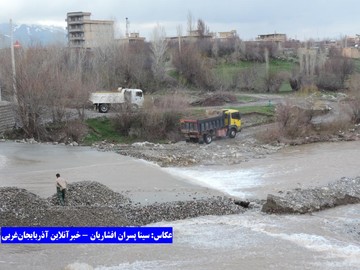 بازدید فرماندار از روستاهای ارومیه بعد از بارندگی شدید