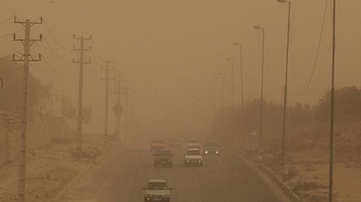 طوفان با سرعت بیش از ۱۰۰ کیلومتر در ساعت، شرق اصفهان را درهم کوبید