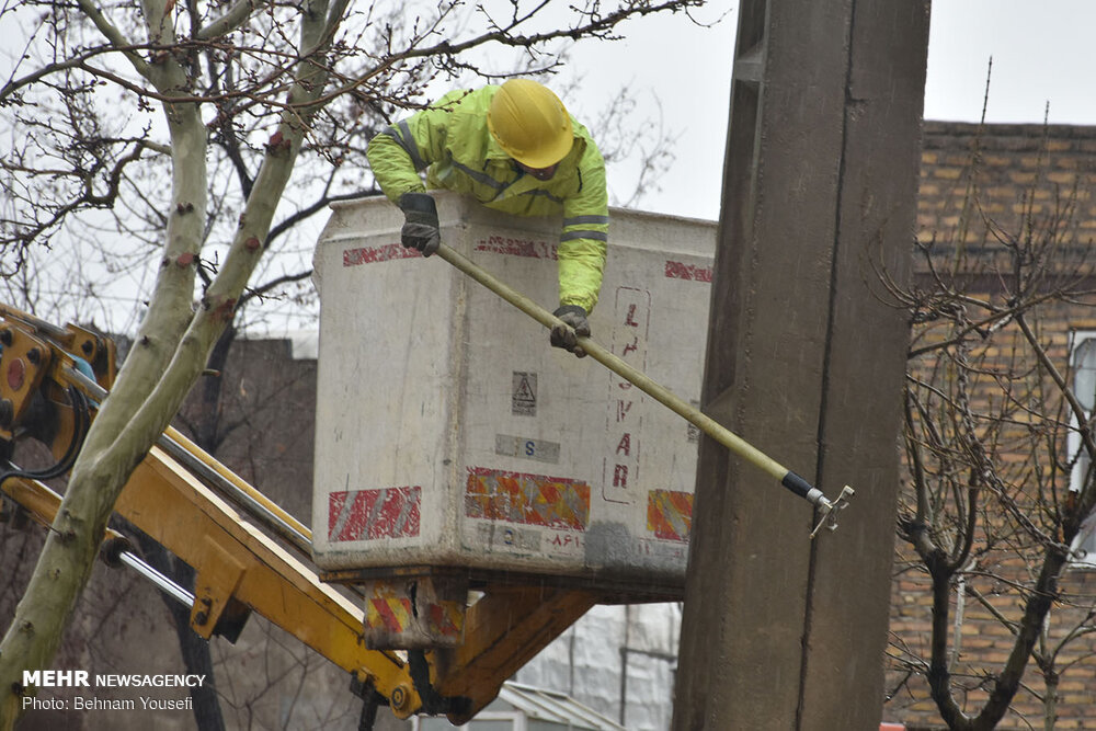تخریب بخشی از دیواره رودخانه شهر اراک