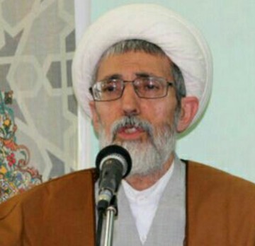 تاکید  آیت‌الله نیازی‌ خرم‌آبادی بر تسریع در روند امدادرسانی به حادثه دیدگان سیل