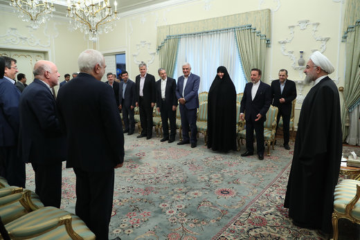 دیدار جمعی از وزراء و مسئولان با رئیس جمهوری