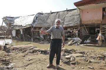 سیل در شهرستان پلدختر و روستای چم مهر