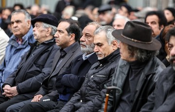 مراسم تشییع پیکر جمشید مشایخی