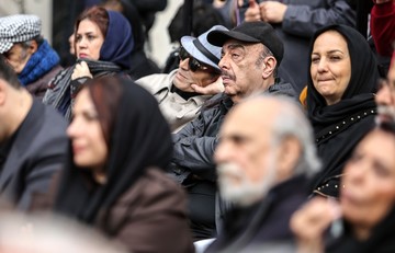 مراسم تشییع پیکر جمشید مشایخی