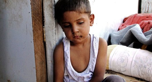 ماجرای کشته شدن جوجه همسایه، این کودک را در دنیا مشهور کرد/عکس