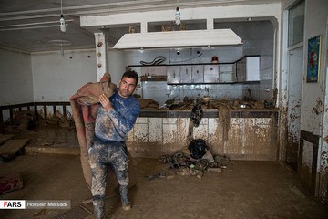 شهر سیل‌زده معمولان