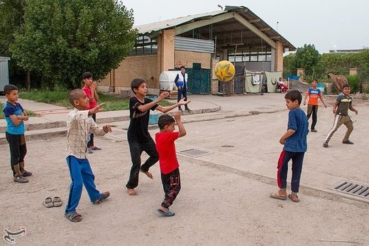 اسکان سیل‌زدگان خوزستان در اردوگاه فارابی