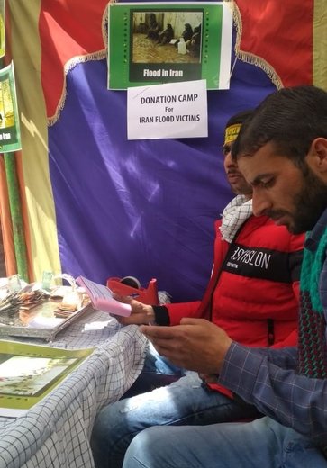 جمع‌آوری کمک‌های مردمی در کشمیر برای سیل‌زدگان ایران
