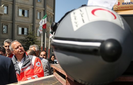 تحویل محموله بشر دوستانه صلیب سرخ آلمان برای سیل‌زدگان