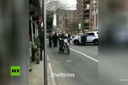فیلم | وقتی پلیس نیویورک جلوی مردم ضایع شد!