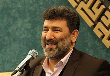 سعید حدادیان پاسخ داد: چرا به این دولت فحش نمی‌دهم! 