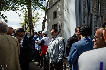 مراسم گلریزان جامعه ورزش برای کمک به مردم سیل‌زده