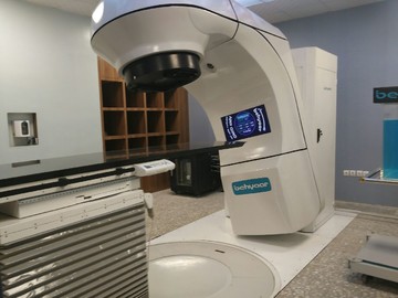 دستگاه شتاب‌دهنده خطی تولید ایران در شهرک سلامت اصفهان توسط رئیس جمهور رونمایی شد