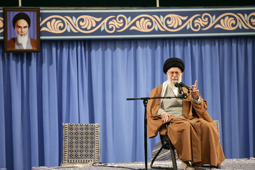 دیدار جمعی از پاسداران و خانواده‌های آنان با آیت‌الله خامنه‌ای، رهبر معظم انقلاب اسلامی