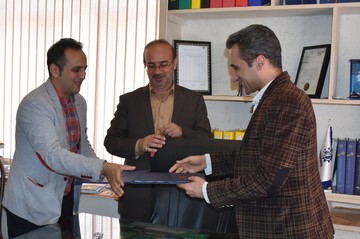 قرارداد سرمایه‌گذاری به ارزش ۵ میلیارد ریال در پارک علم و فناوری چهارمحال و بختیاری امضا شد
