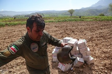 امدادرسانی هوانیروز ارتش به سیل‌زدگان لرستان
