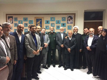 دیدار معنادار برخی نمایندگان تهران با فرمانده سپاه تهران بزرگ 