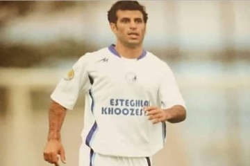 مهاجم پرسپولیسی داغدار شد

