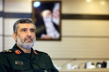 دیدار ۲ فرمانده سپاه و ارتش/ اجازه نمی‌دهیم امنیت کشور به مخاطره بیافتد