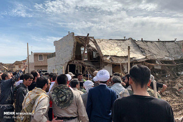 سفر حجت‌الاسلام و المسلمین غلامحسین معزی، نماینده رهبر معظم انقلاب اسلامی، به مناطق سیل‌زده لرستان