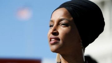 حمایت دموکرات‌ها از زن مسلمان کنگره