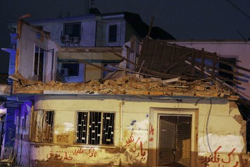 تخریب خانه کودکی ابتهاج در رشت‎