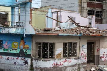 تخریب خانه کودکی ابتهاج در رشت‎