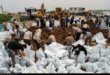 رییس جمعیت هلال احمر: ۱۳۰ میلیارد تومان از منابع خود برای کمک به سیل‌زدگان هزینه شد