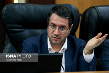 خبر مهم وزیر صنعت، معدن و تجارت: خودروسازهای بزرگ دولتی واگذار می‌شوند
