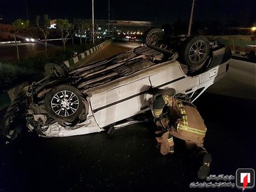 تصادف پراید با پژو 206 در جاده شهریار