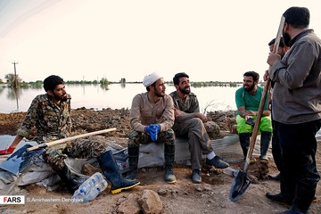 ساخت سیل‌بند در سوسنگرد و حمیدیه