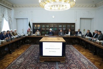 نخستین جلسه شورای عالی هماهنگی اقتصادی سران قوا/ عکس