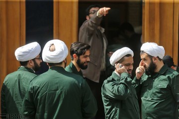 تجمع طلاب و روحانیون حوزه علمیه مروی در حمایت از سپاه