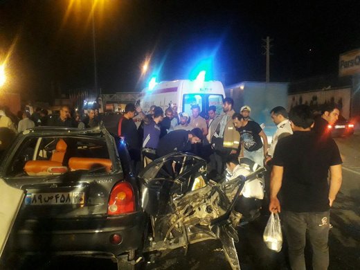 تصادف ام‌وی‌ام با پژو ۴٠۵ در جاده خاوران