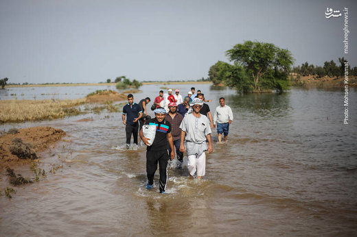 پناه بردن سیل‌زدگان خوزستان به جنگل