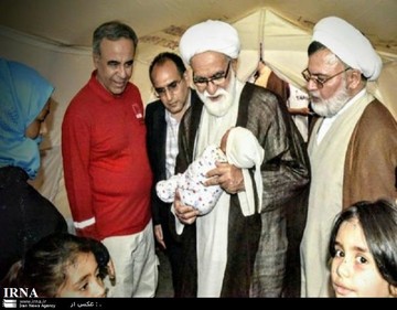 نماینده رهبر انقلاب در هلال احمر: کرامت سیل‌زدگان در کمک‌رسانی حفظ شود