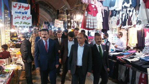 دیدار فرماندار ارومیه و والی حکاری ترکیه و امضای تفاهم‌نامه
