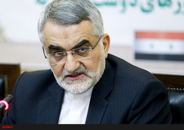 کنایه بروجردی به ترامپ: ما بقایای پهپاد آمریکایی را نشان دادیم، بقایای پهپاد ایران کجاست؟/ البینة علی المدعی!