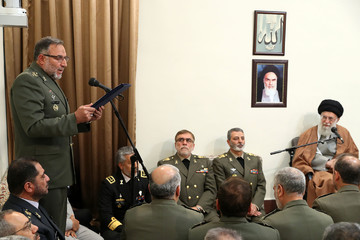 دیدار فرماندهان ارشد ارتش و جمعی از فرماندهان و کارکنان نیروی زمینی با رهبر معظم انقلاب اسلامی