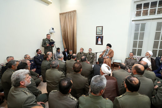 دیدار فرماندهان ارشد ارتش و جمعی از فرماندهان و کارکنان نیروی زمینی با رهبر معظم انقلاب اسلامی