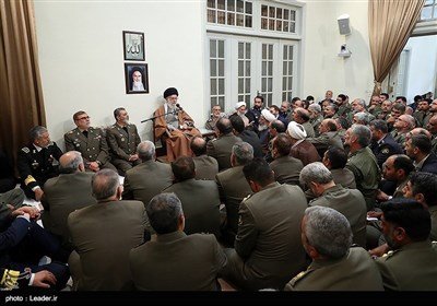 رهبر انقلاب: دست برادری ارتش و سپاه حرکتی زیبا پس از حرکت زشت آمریکاییها بود رهبر انقلاب: دست برادری ارتش و سپاه حرکتی زیبا پس از حرکت زشت آمریکاییها بود