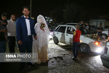 جشن ازدواج دو زوج سیل‌زده خوزستانی