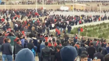 تنش در بازی تراکتورسازی و پیکان