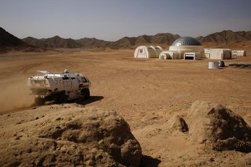 پایگاه فضایی Mars Base ۱ در بیابان گبی چین