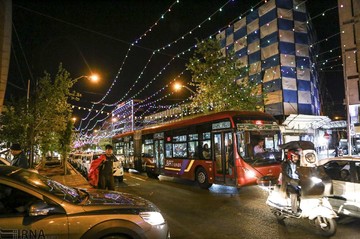 مراسم نورافشانی جشن نیمه شعبان در میادین شهر تهران
