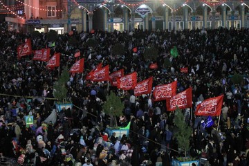 اجتماع باشکوه منتظران ظهور در مسجد مقدس جمکران