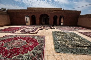 تلاش برای پاکسازی مناطق سیل‌زده حمیدیه