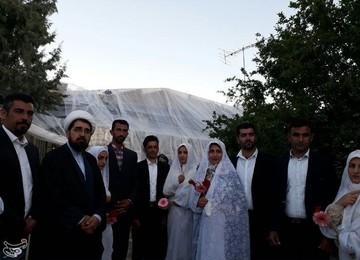 ازدواج ۸ زوج پلدختری روی سیل