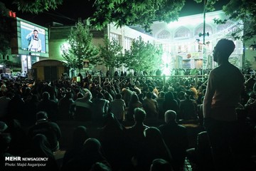 مراسم احیای شب نیمه شعبان در مهدیه تهران